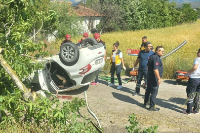 Balıkesir'de otomobil takla attı: 1 ölü, 3 yaralı