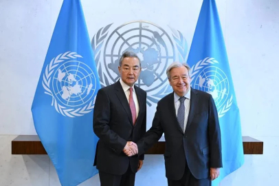 Çin Dışişleri Bakanı Wang, BM Genel Sekreteri Guterres ile bir araya geldi