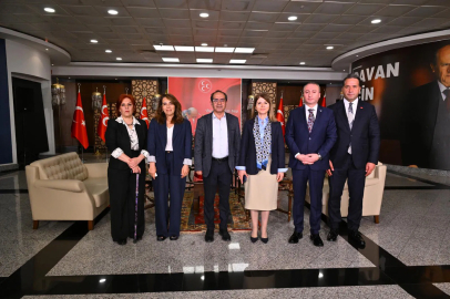AK Parti ve CHP, 3 bayram sonra bayramlaştı (4)