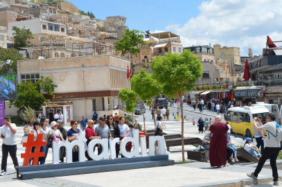 Mardin’de bayramda oteller doldu, turistler çevre illere yönlendirildi