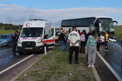 Aksaray'da tur otobüsü kaza yaptı: 16 yaralı / Ek fotoğraflar
