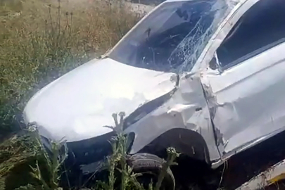 Otomobil şarampole devrildi: 1 ölü, 1 yaralı