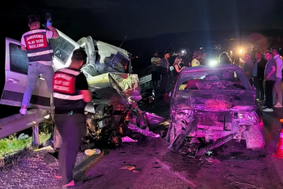 Mersin'de 3 aracın karıştığı zincirleme kaza: 1 ölü, 5 yaralı