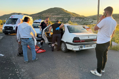 Batman'da iki otomobil çarpıştı: 12 yaralı 