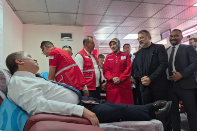 Türk Kızılay Genel Başkanı Yılmaz: Yılda 3 milyon ünite kanı 1160 hastaneye ulaştırıyoruz