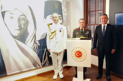 Genelkurmay Başkanı Bayraktaroğlu, Atatürk’ün doğduğu evi ziyaret etti
