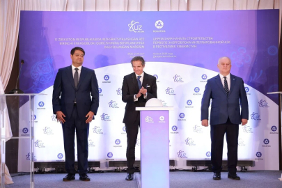 Özbekistan’ın Cizzak bölgesinde hayata geçirilen nükleer güç santralinin inşası başladı