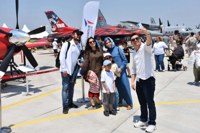İzmir'de 'Gençlik ve Havacılık Festivali' başladı (2)
