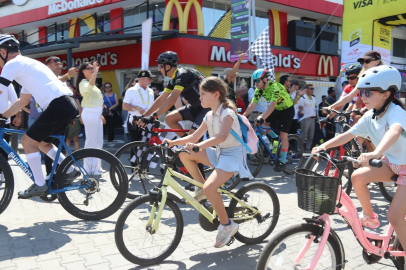 Marmaris sokakları Tour de France ile renklendi