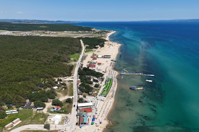 Mavi ve yeşilin buluştuğu Saros Körfezi sahilleri yeni sezona hazırlanıyor
