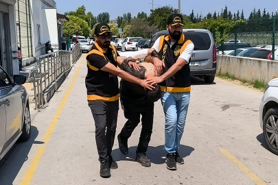 Bıçakla yaraladığı kadına ilkokuldan beri platonik aşk beslemiş
