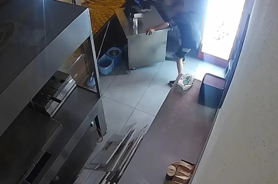 Edirne’de iş yerinden hırsızlık kamerada