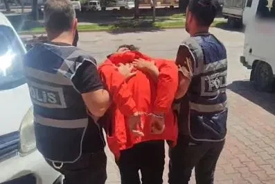 Kayseri'de 23 yıl hapis cezasıyla aranan firari hükümlü yakalandı