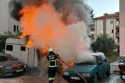 Karavandaki yangın, otomobile de sıçradı 