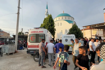 Cami inşaatında 2 işçi iskeleden düştü: 1 ölü, 1 yaralı