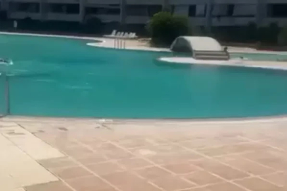 Mersin’de bir kadının haşema ile havuza alınmadığı iddiası