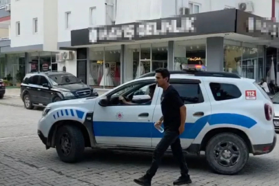 Kimliğini unutan genç, polisin yardımına rağmen 2 dakika gecikince sınava alınmadı