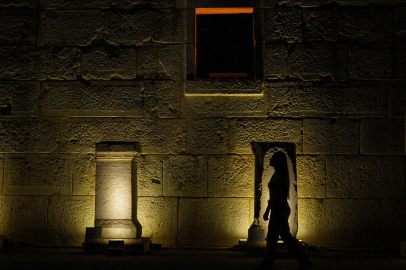 Patara Antik Kenti'nde ziyaretçiler gece tarihi yolculuğa çıkıyor/Ek fotoğraflar